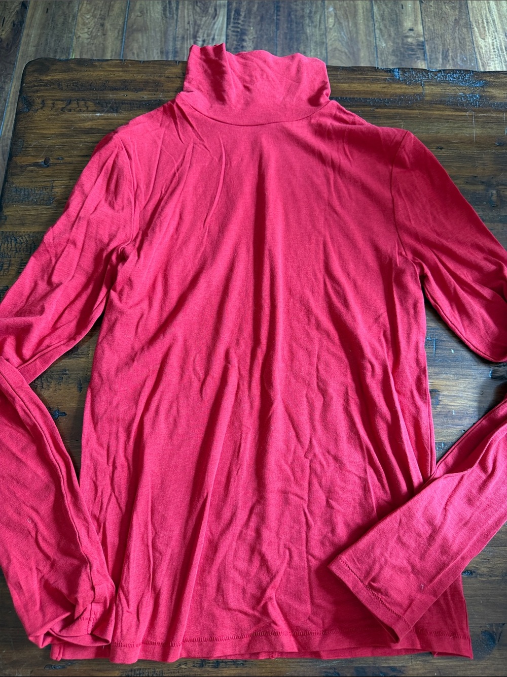 GAP Long Sleeve Turtleneck Tee in Red